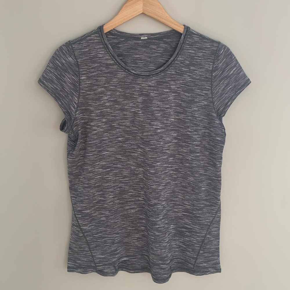 Lululemon Another Mile Short Sleeve Space Dye Lightweight Tee Shirt Grey